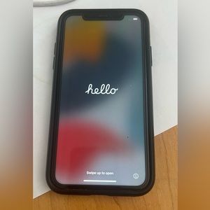 IPhone 11 64 GB Unlocked in great like new condition